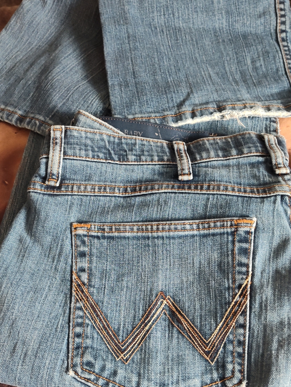 Wrangler Q Babys 17/18 34